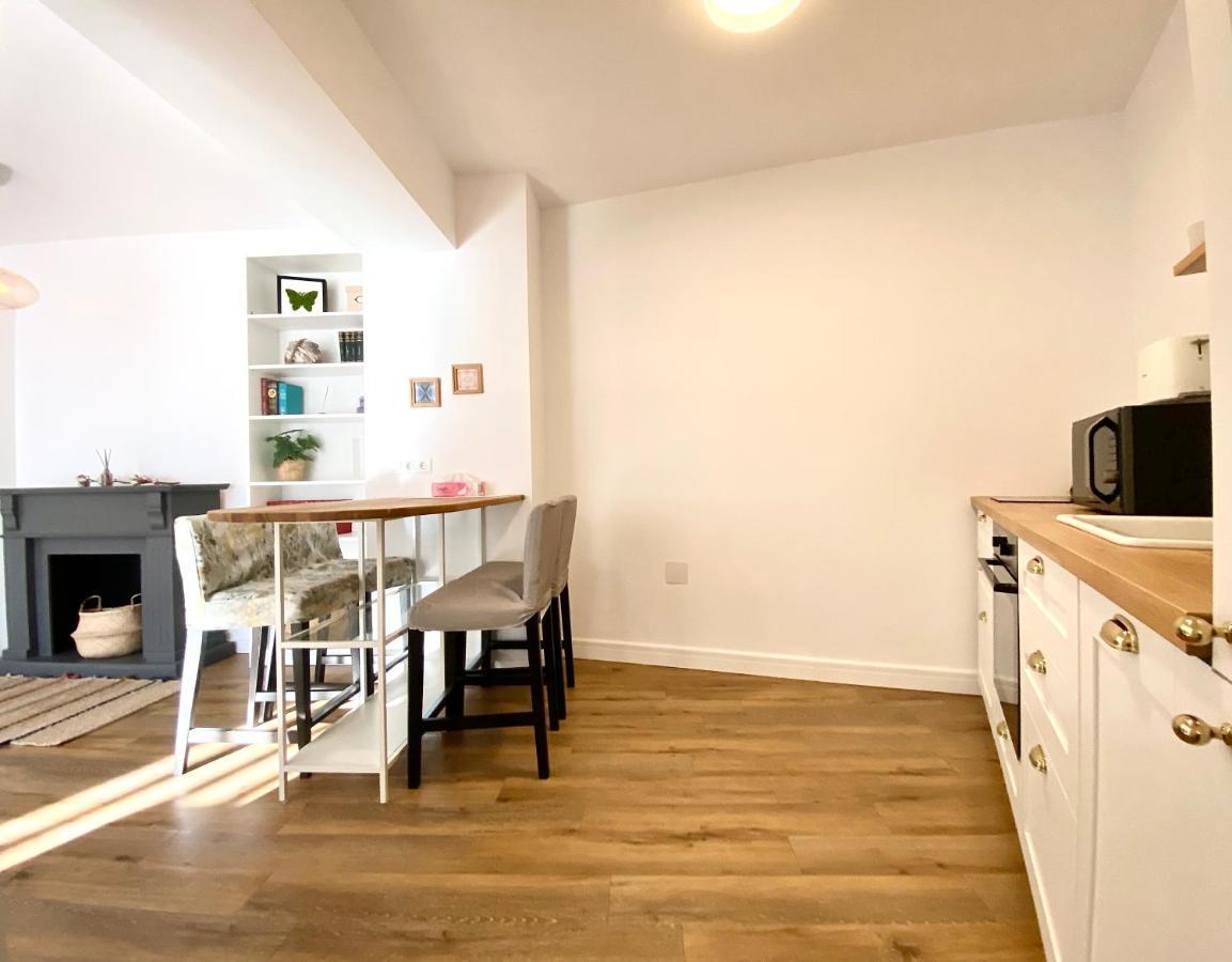 Cosy Hollow - Pet Friendly Brassó Kültér fotó