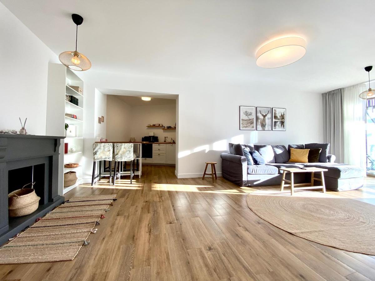 Cosy Hollow - Pet Friendly Brassó Kültér fotó
